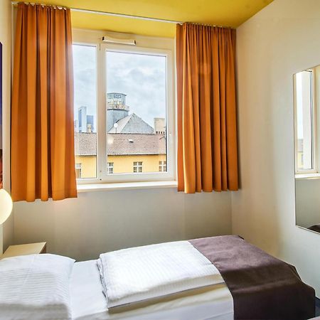 B&B Hotel Frankfurt-Hbf Φραγκφούρτη Εξωτερικό φωτογραφία