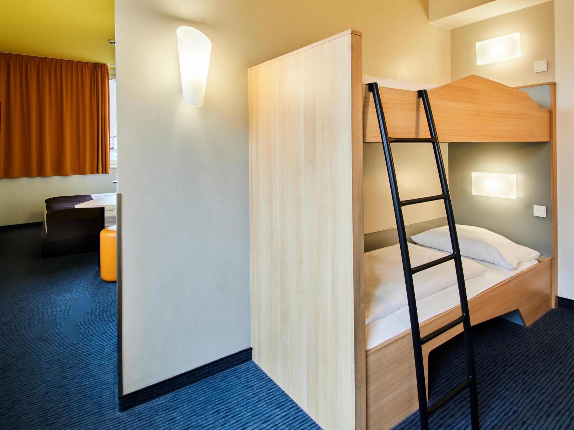B&B Hotel Frankfurt-Hbf Φραγκφούρτη Εξωτερικό φωτογραφία